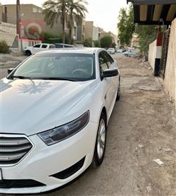 Ford Taurus